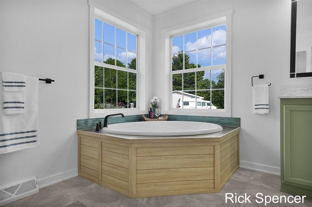 3321 Babylon Road, Allegan, MI 49010