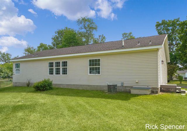 3321 Babylon Road, Allegan, MI 49010