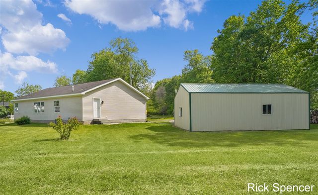 3321 Babylon Road, Allegan, MI 49010