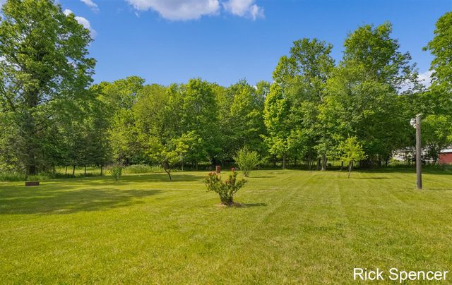 3321 Babylon Road, Allegan, MI 49010