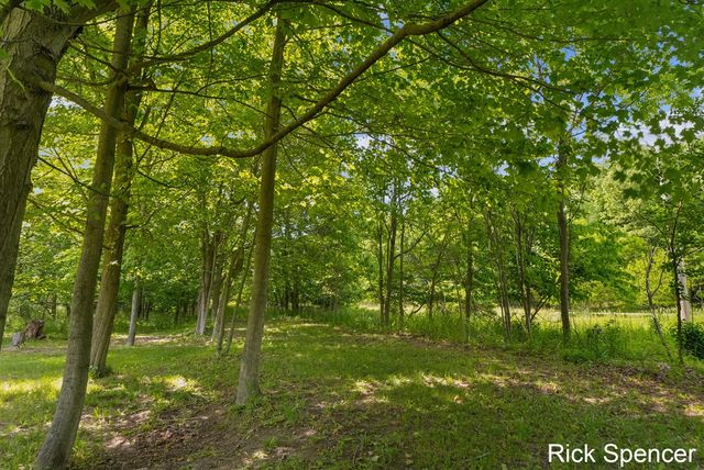 3321 Babylon Road, Allegan, MI 49010