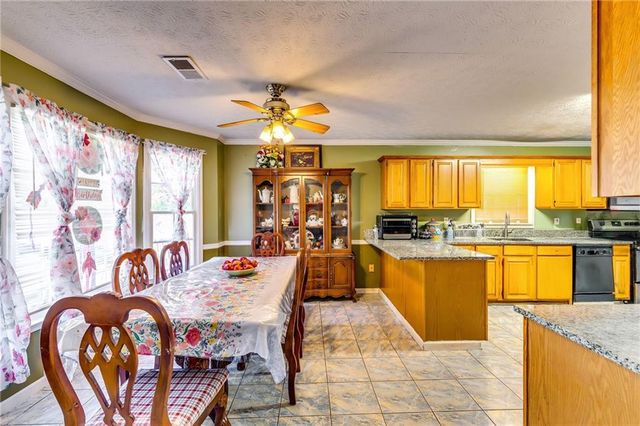 1245 Shamrock Hill Circle, Loganville, GA 30052