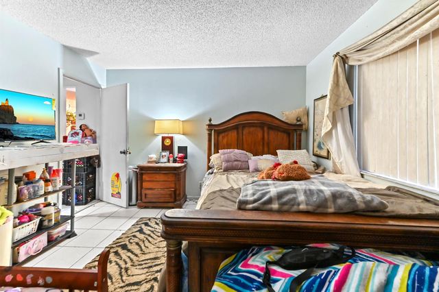 2531 Doral Way, Riviera Beach, FL 33407