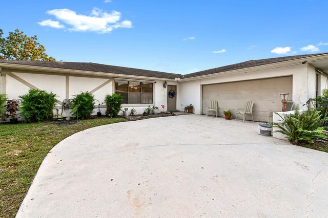 2531 Doral Way, Riviera Beach, FL 33407