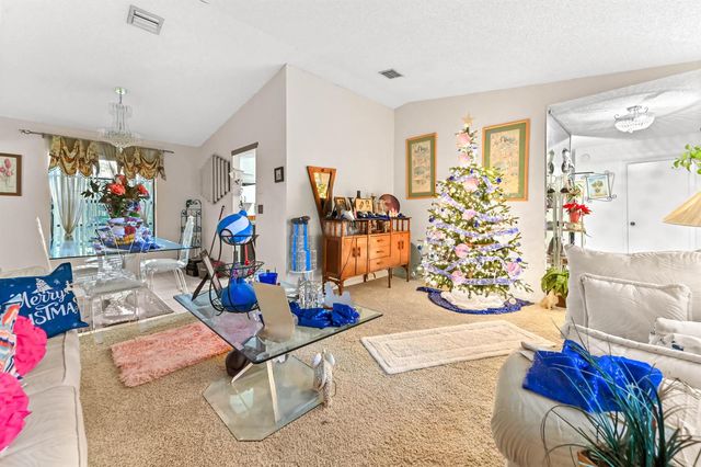 2531 Doral Way, Riviera Beach, FL 33407