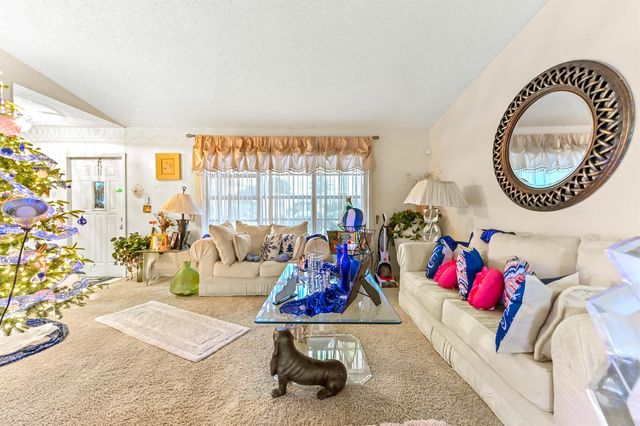 2531 Doral Way, Riviera Beach, FL 33407