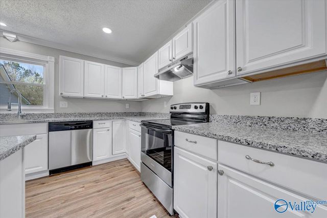 117 Mandy Drive, Hazel Green, AL 35750