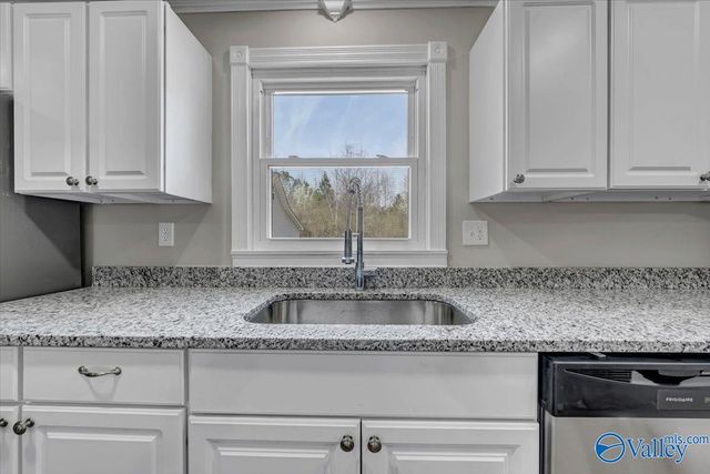 117 Mandy Drive, Hazel Green, AL 35750