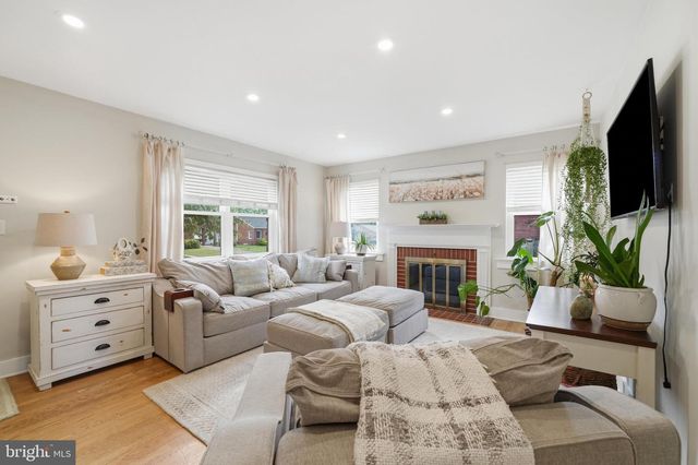513 BIGGS AVE, Frederick, MD 21702