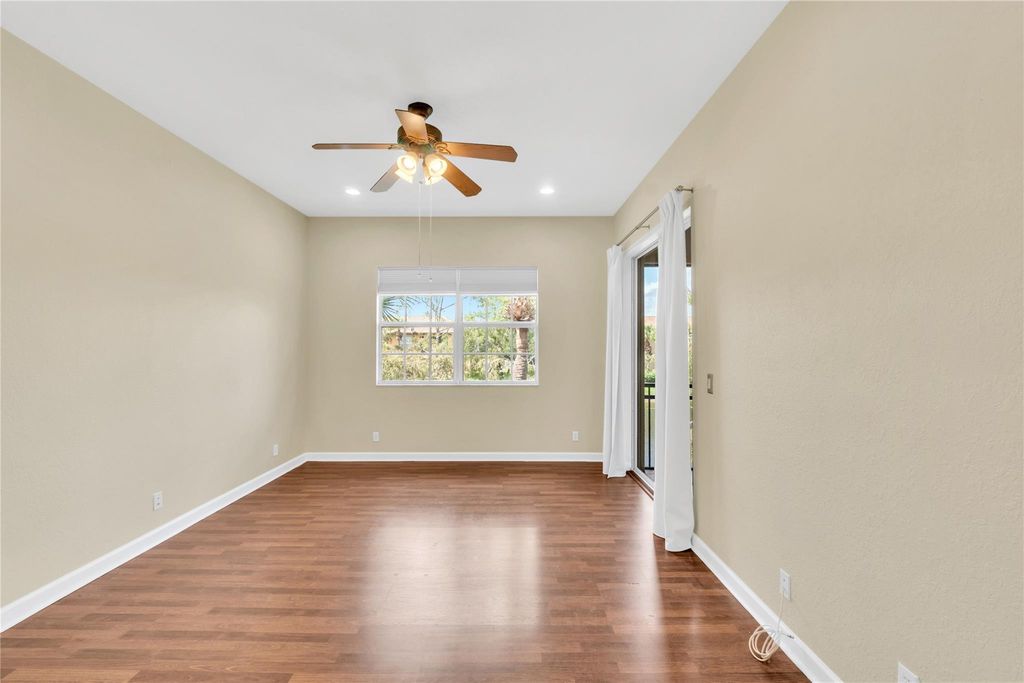 Image 11 of property listing at 8035 NW 127TH LN 3E, Parkland, FL 33076