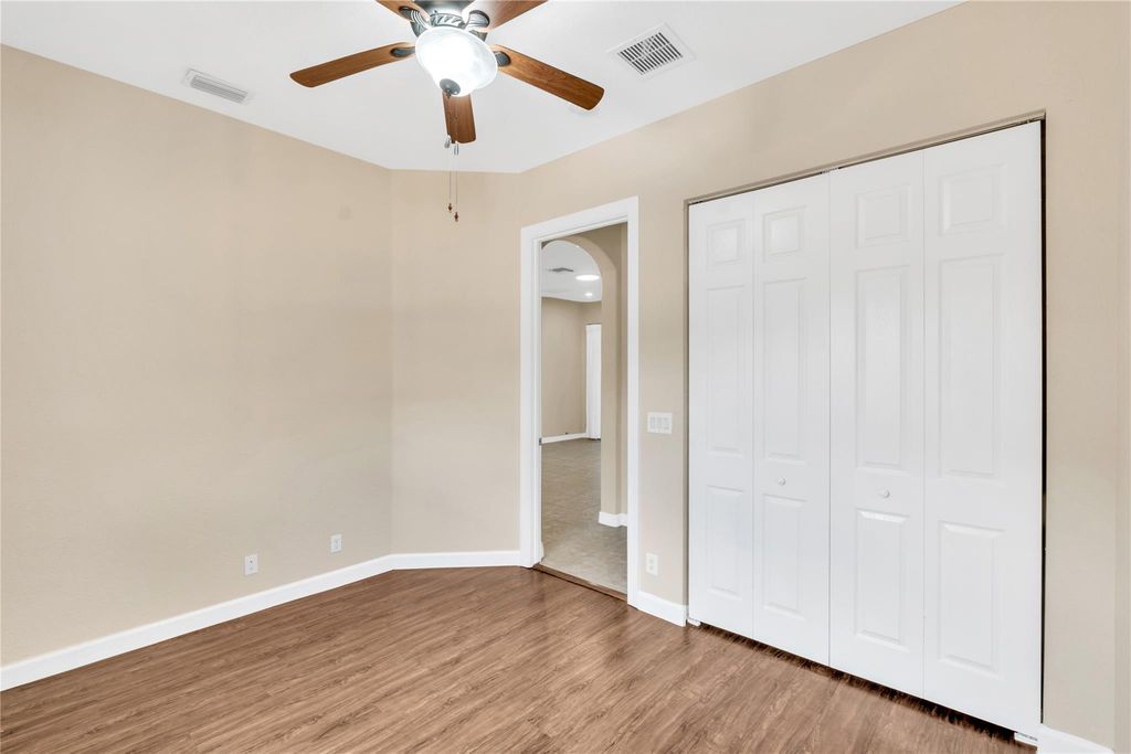 Image 19 of property listing at 8035 NW 127TH LN 3E, Parkland, FL 33076