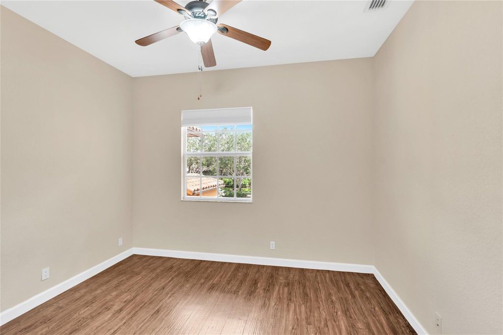 Image 20 of property listing at 8035 NW 127TH LN 3E, Parkland, FL 33076