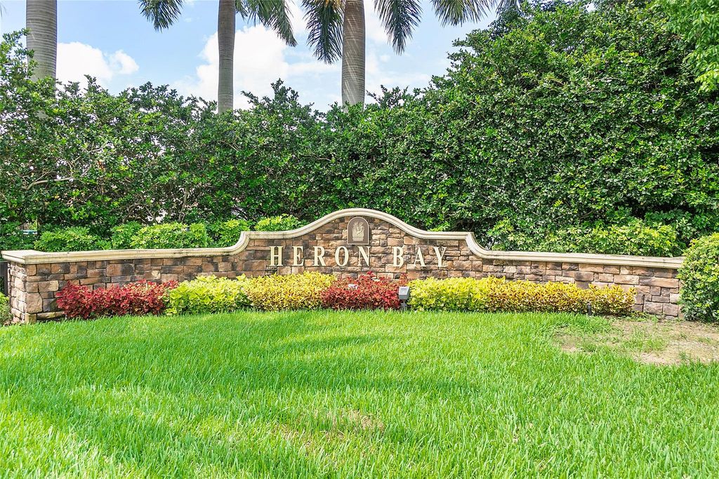 Image 25 of property listing at 8035 NW 127TH LN 3E, Parkland, FL 33076