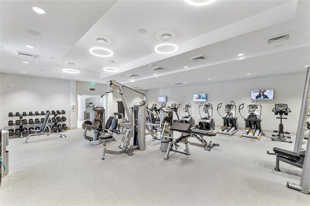 Image 32 of property listing at 8035 NW 127TH LN 3E, Parkland, FL 33076