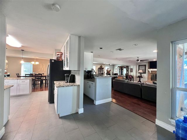 15126 Turkey Creek Drive, Houston, TX 77079