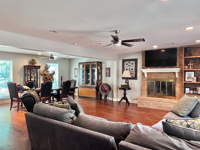 15126 Turkey Creek Drive, Houston, TX 77079