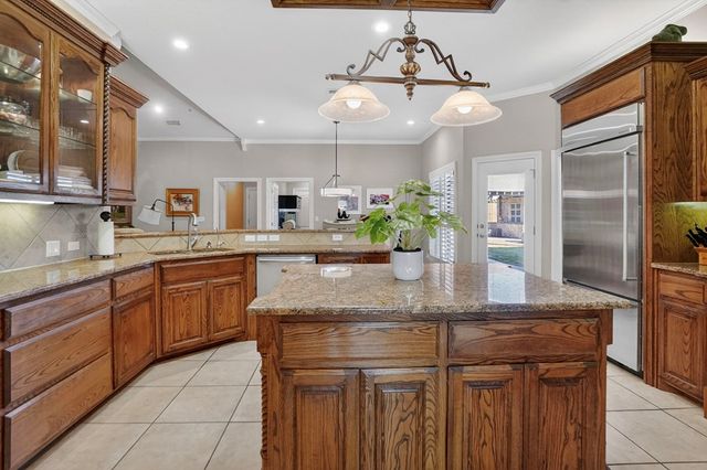 1118 Breckenridge Dr, Midland, TX 79705