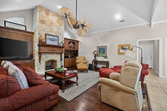 1118 Breckenridge Dr, Midland, TX 79705