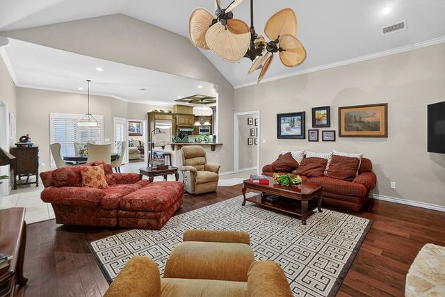 1118 Breckenridge Dr, Midland, TX 79705