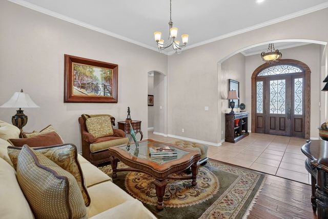 1118 Breckenridge Dr, Midland, TX 79705