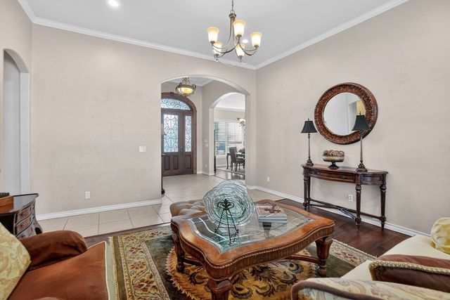 1118 Breckenridge Dr, Midland, TX 79705