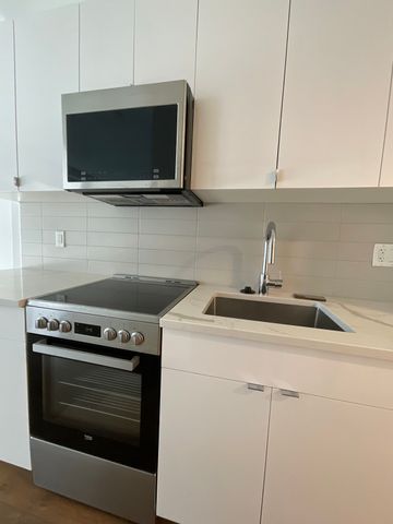 97 Elmwood 110, Cambridge, MA 02140