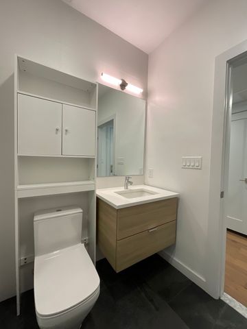 97 Elmwood 110, Cambridge, MA 02140