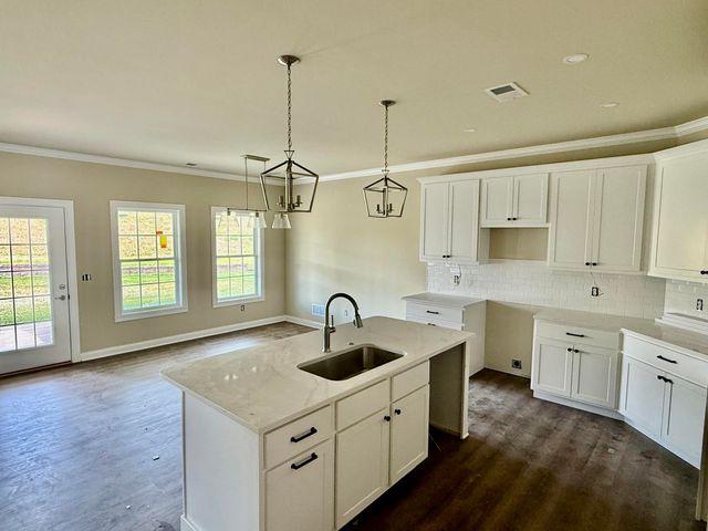 142 Winding Crk Drive, Georgetown, KY 40324