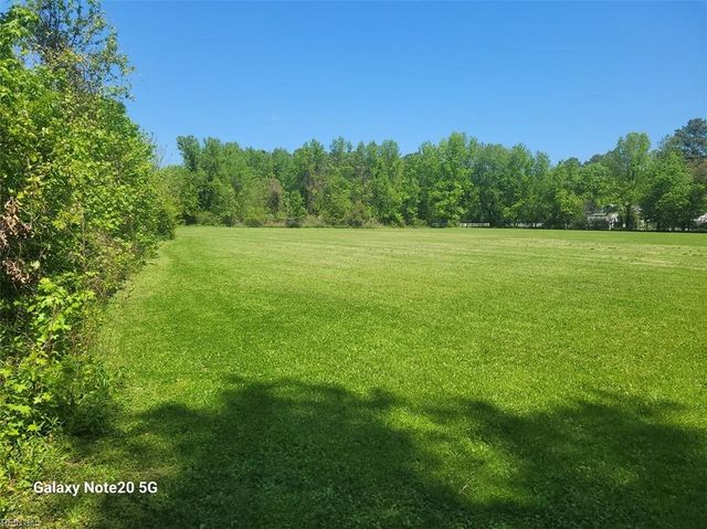 200 Hansford LN, Seaford, VA 23696
