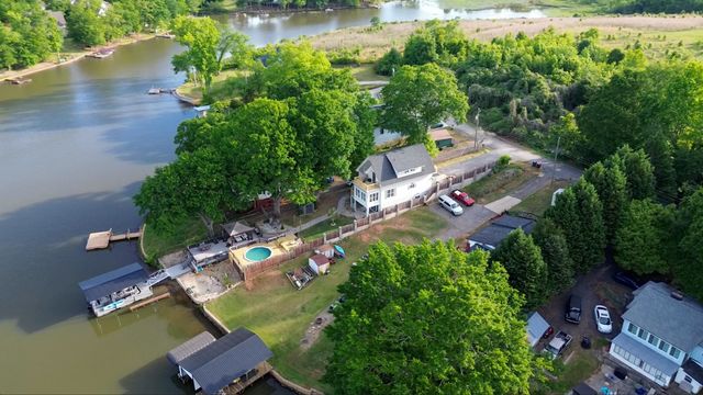 489 Lyman Lake Road, Lyman, SC 29365
