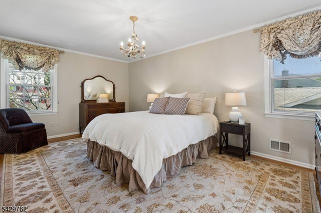 738 Springfield Ave, Summit City, NJ 07901