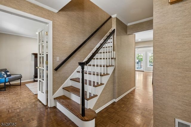 738 Springfield Ave, Summit City, NJ 07901