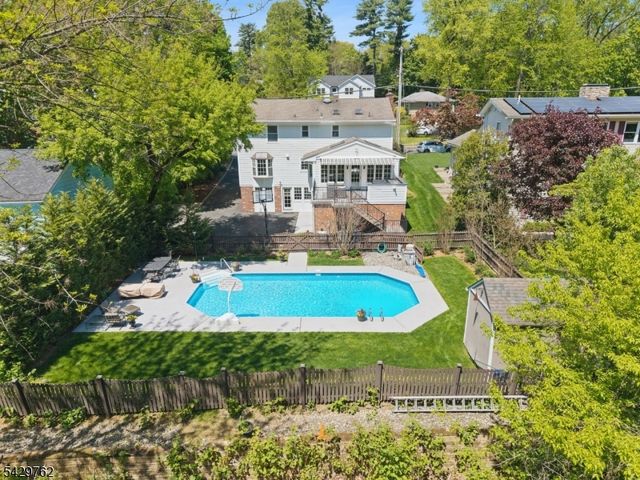 738 Springfield Ave, Summit City, NJ 07901