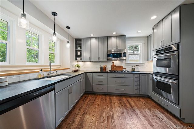 1070 E Bates Parkway, Englewood, CO 80113