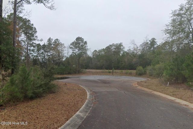 702 Lakeland Drive SE, Bolivia, NC 28422