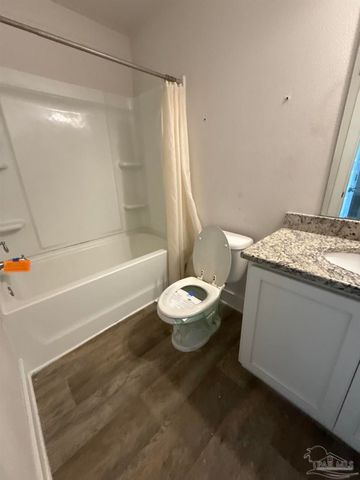 8868 Brigade Trl, Pensacola, FL 32534