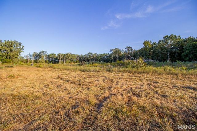 15800 HIGHWAY WW, Lebanon, MO 65536