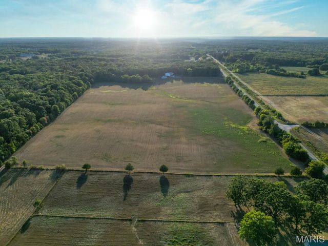 15800 HIGHWAY WW, Lebanon, MO 65536