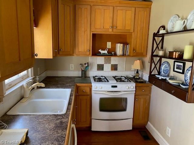 705 S Fifth Street, Mebane, NC 27302