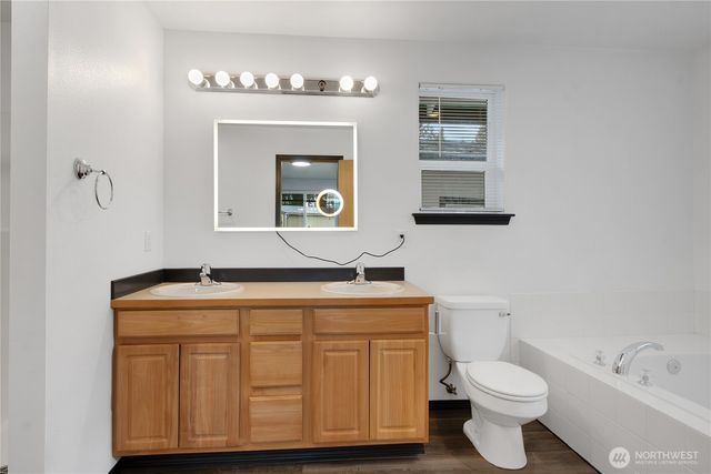 21605 143rd Street E, Bonney Lake, WA 98391