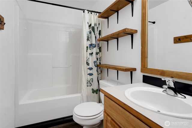 21605 143rd Street E, Bonney Lake, WA 98391