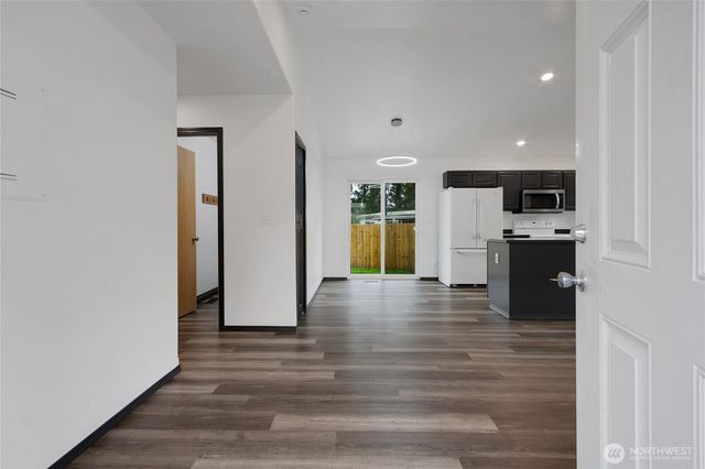 21605 143rd Street E, Bonney Lake, WA 98391