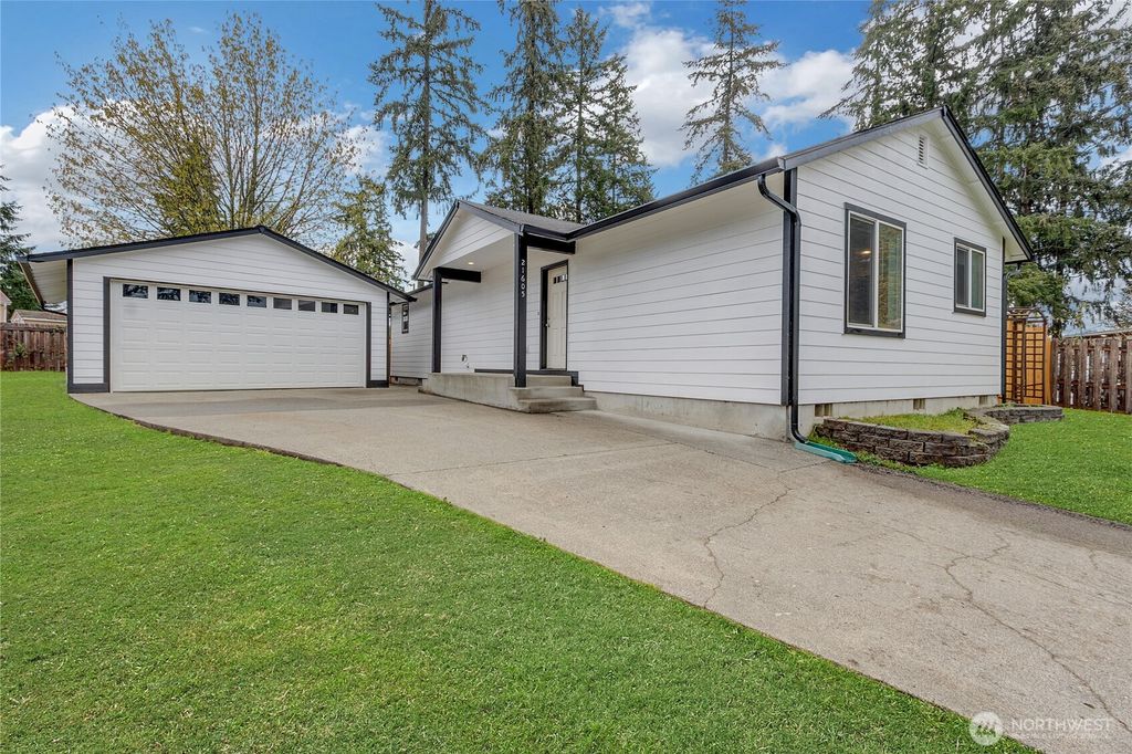 21605 143rd Street E, Bonney Lake, WA 98391