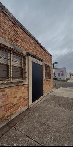 16210 James Couzens Freeway, Detroit, MI 48221