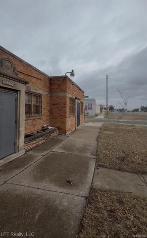 16210 James Couzens Freeway, Detroit, MI 48221