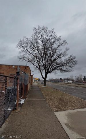 16210 James Couzens Freeway, Detroit, MI 48221