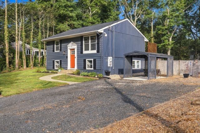 61 Esta Road, Plymouth, MA 02360