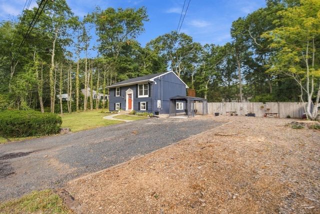 61 Esta Road, Plymouth, MA 02360