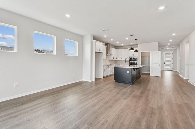 16882 CEDAR VALLEY CIRCLE, Clermont, FL 34711