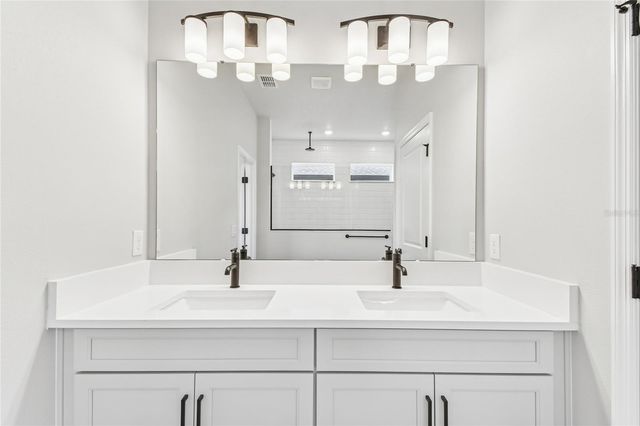 16882 CEDAR VALLEY CIRCLE, Clermont, FL 34711